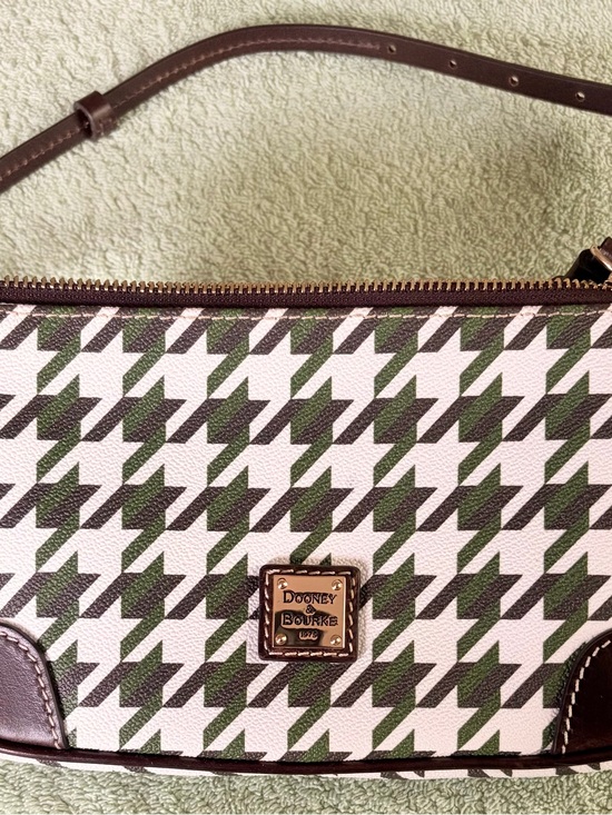 Dooney & Bourke Handbags - Dooney & Bourke Green and White Houndstooth Crossbody Bag